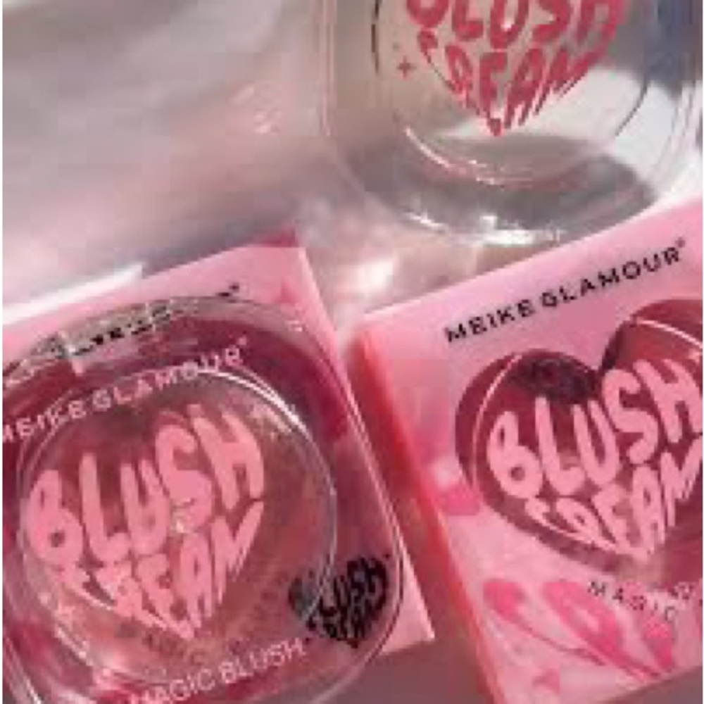 Magic Blush - Picture 5 of 5